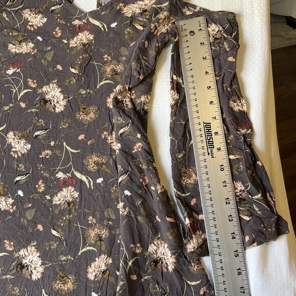 Full Tilt Women Blouse S Brown Floral Rayon V-Neck Pullover Cold Shoulder - Picture 6 of 8